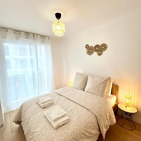 Neuf Et Spacieux Apartment
